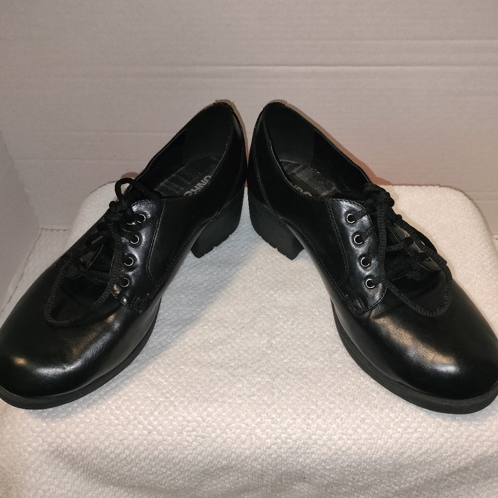 UNR8ED Women's Chunky Platform Heel Oxford Sz 10M